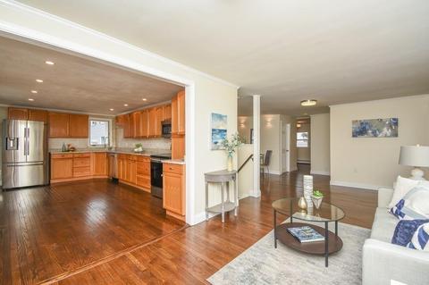 37 Markham Cir, Ayer, MA 01432 photo 6