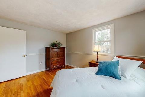 2 Edward Dr, Walpole, MA 02081 photo 17