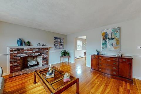 2 Edward Dr, Walpole, MA 02081 photo 3