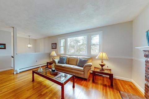 2 Edward Dr, Walpole, MA 02081 photo 5