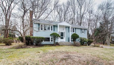 2 Edward Dr, Walpole, MA 02081 photo 1