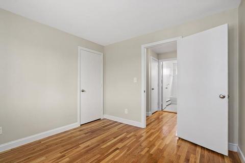9 Hallmark Dr, Woburn, MA 01801 photo 35