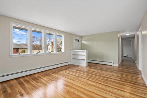 9 Hallmark Dr, Woburn, MA 01801 photo 22