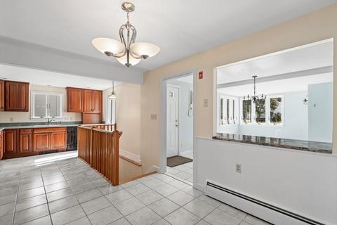 9 Hallmark Dr, Woburn, MA 01801 photo 29