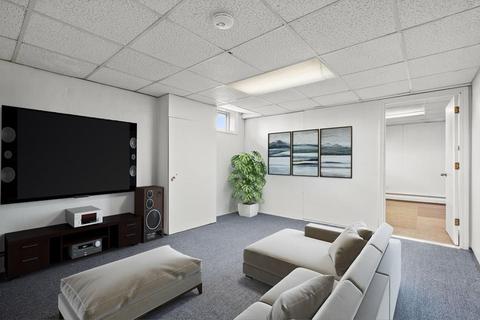 9 Hallmark Dr, Woburn, MA 01801 photo 11