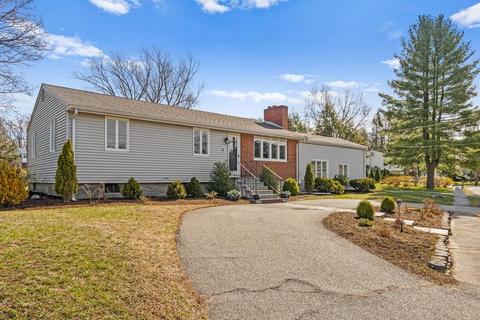 9 Hallmark Dr, Woburn, MA 01801 photo 18