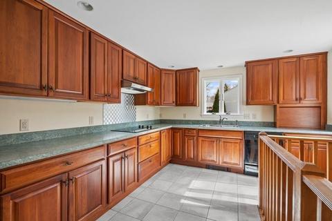 9 Hallmark Dr, Woburn, MA 01801 photo 27
