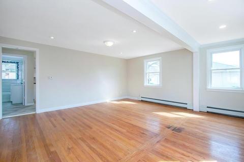20 Olea St, Chicopee, MA 01020 photo 8