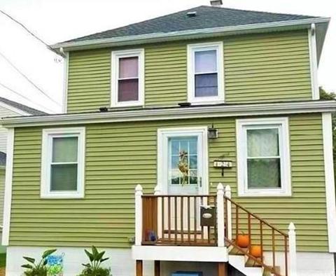 24 Hartz St, Gloucester, MA 01930 photo 1