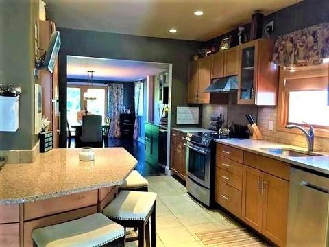24 Hartz St, Gloucester, MA 01930 photo 4