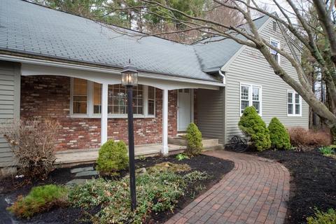 5 Wayside Ln, Acton, MA 01720 photo 2