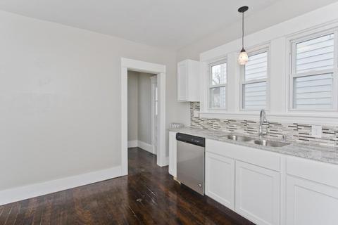 56 Burton St, Springfield, MA 01108 photo 7