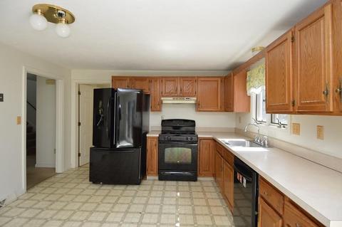 9 Spring St, Millis, MA 02054 photo 22