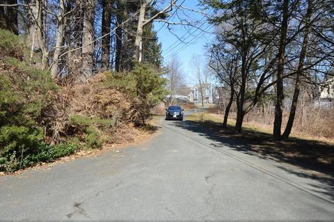 9 Spring St, Millis, MA 02054 photo 3