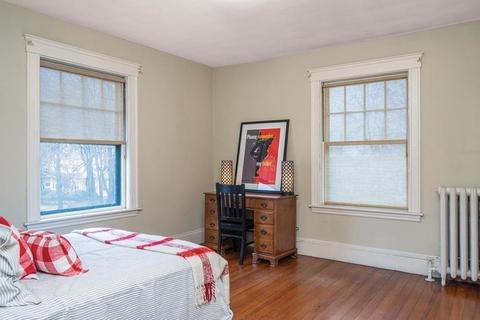 228 Pleasant St, Brookline, MA 02446 photo 9