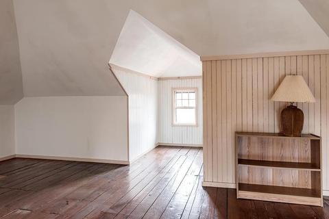228 Pleasant St, Brookline, MA 02446 photo 15