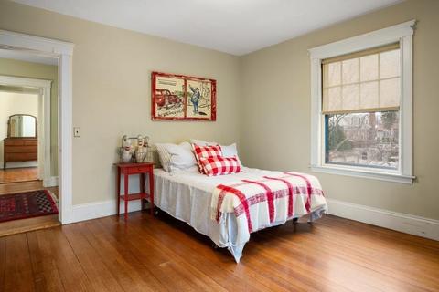 228 Pleasant St, Brookline, MA 02446 photo 8