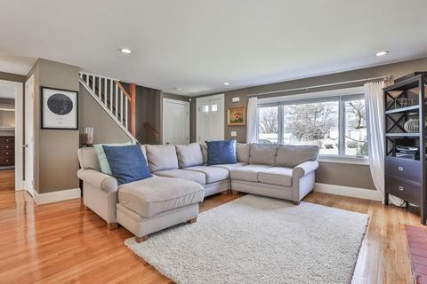 11 Sheffield Rd, Danvers, MA 01923 photo 9