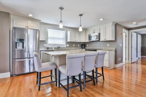 11 Sheffield Rd, Danvers, MA 01923 photo 3