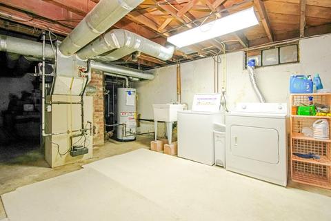 149 Powell Ave, Springfield, MA 01118 photo 37