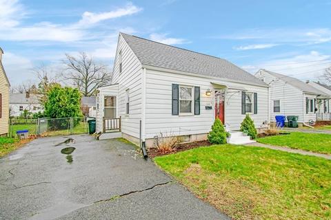 149 Powell Ave, Springfield, MA 01118 photo 2