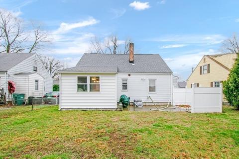 149 Powell Ave, Springfield, MA 01118 photo 4