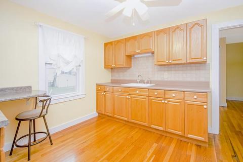 149 Powell Ave, Springfield, MA 01118 photo 17