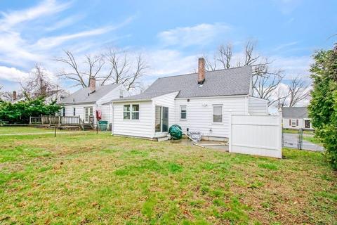 149 Powell Ave, Springfield, MA 01118 photo 3