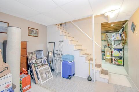 149 Powell Ave, Springfield, MA 01118 photo 35