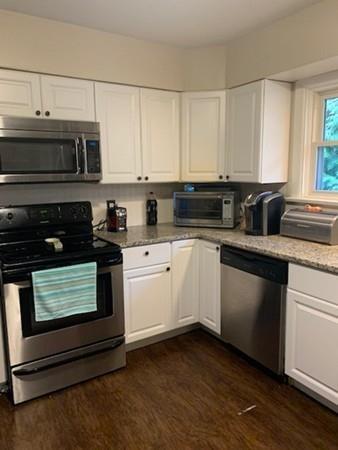 51 Francis St, Fall River, MA 02724 photo 2