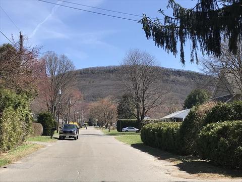 7 1st Ave, Easthampton, MA 01027 photo 5