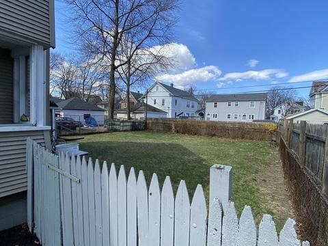 90 Grover St, Springfield, MA 01104 photo 20