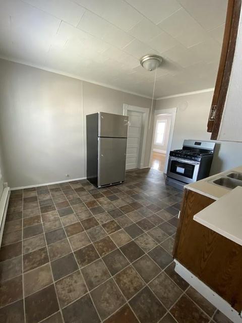 90 Grover St, Springfield, MA 01104 photo 12