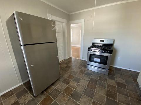 90 Grover St, Springfield, MA 01104 photo 13
