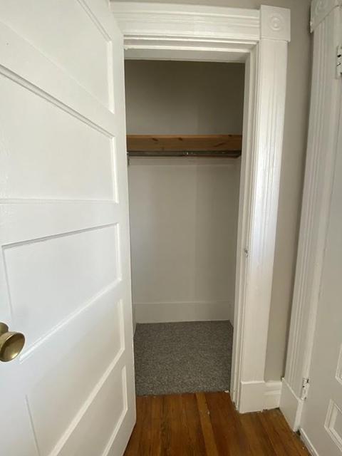 90 Grover St, Springfield, MA 01104 photo 16