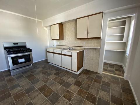 90 Grover St, Springfield, MA 01104 photo 11