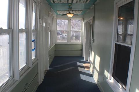 22 Pendexter Ave, Chicopee, MA 01013 photo 4