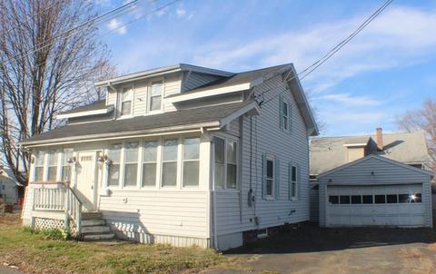 22 Pendexter Ave, Chicopee, MA 01013 photo 1