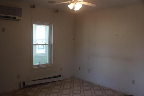 22 Pendexter Ave, Chicopee, MA 01013 photo 16