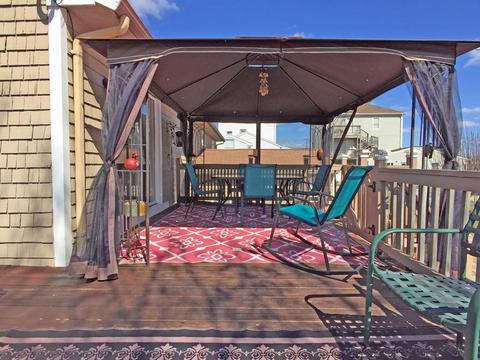 28 Dundee St, Fall River, MA 02721 photo 3