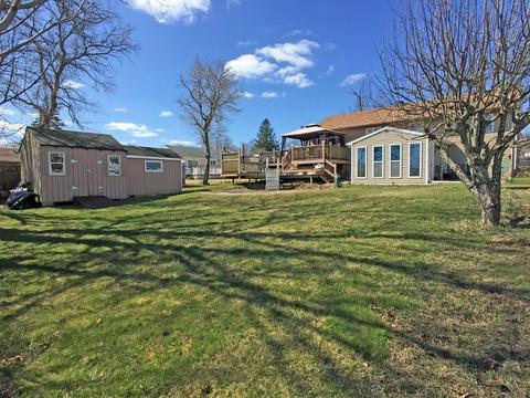 28 Dundee St, Fall River, MA 02721 photo 4