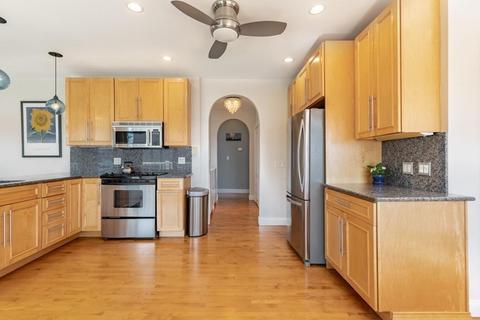 29 Lothrop St #2, Beverly, MA 01915 photo 12