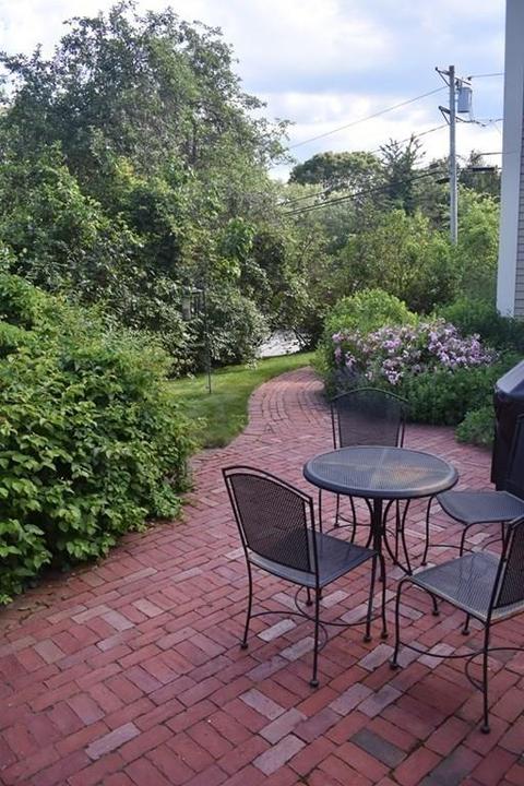 116 South St, Upton, MA 01568 photo 32