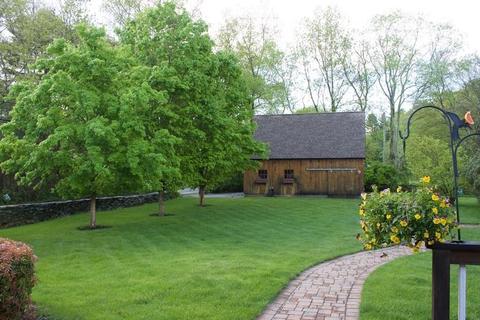 116 South St, Upton, MA 01568 photo 9