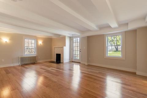44 High St, Gloucester, MA 01930 photo 6