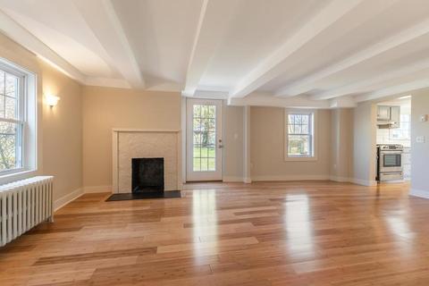 44 High St, Gloucester, MA 01930 photo 8