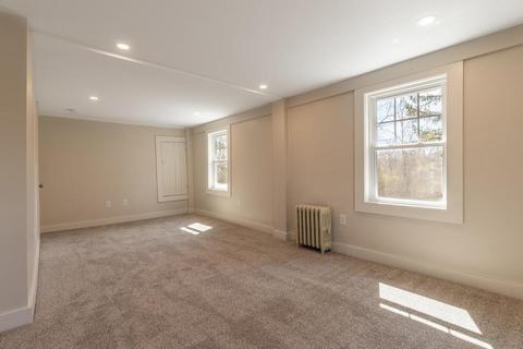 44 High St, Gloucester, MA 01930 photo 13