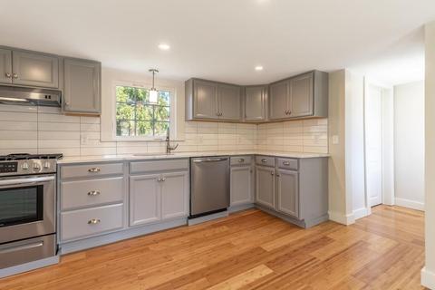 44 High St, Gloucester, MA 01930 photo 3