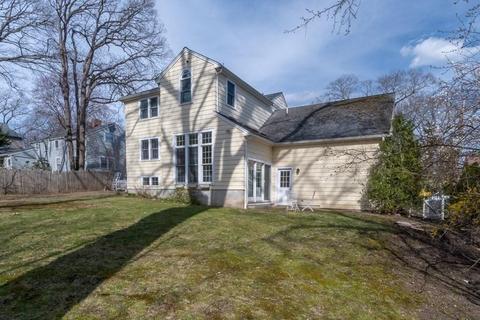 34 Woodledge Rd, Needham, MA 02492 photo 25