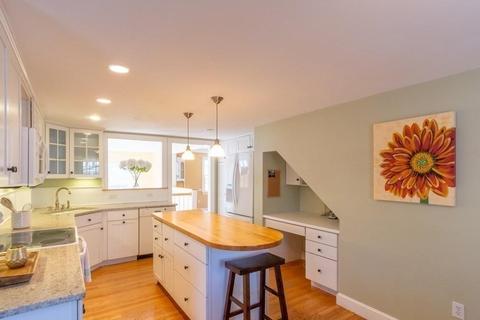 34 Woodledge Rd, Needham, MA 02492 photo 7